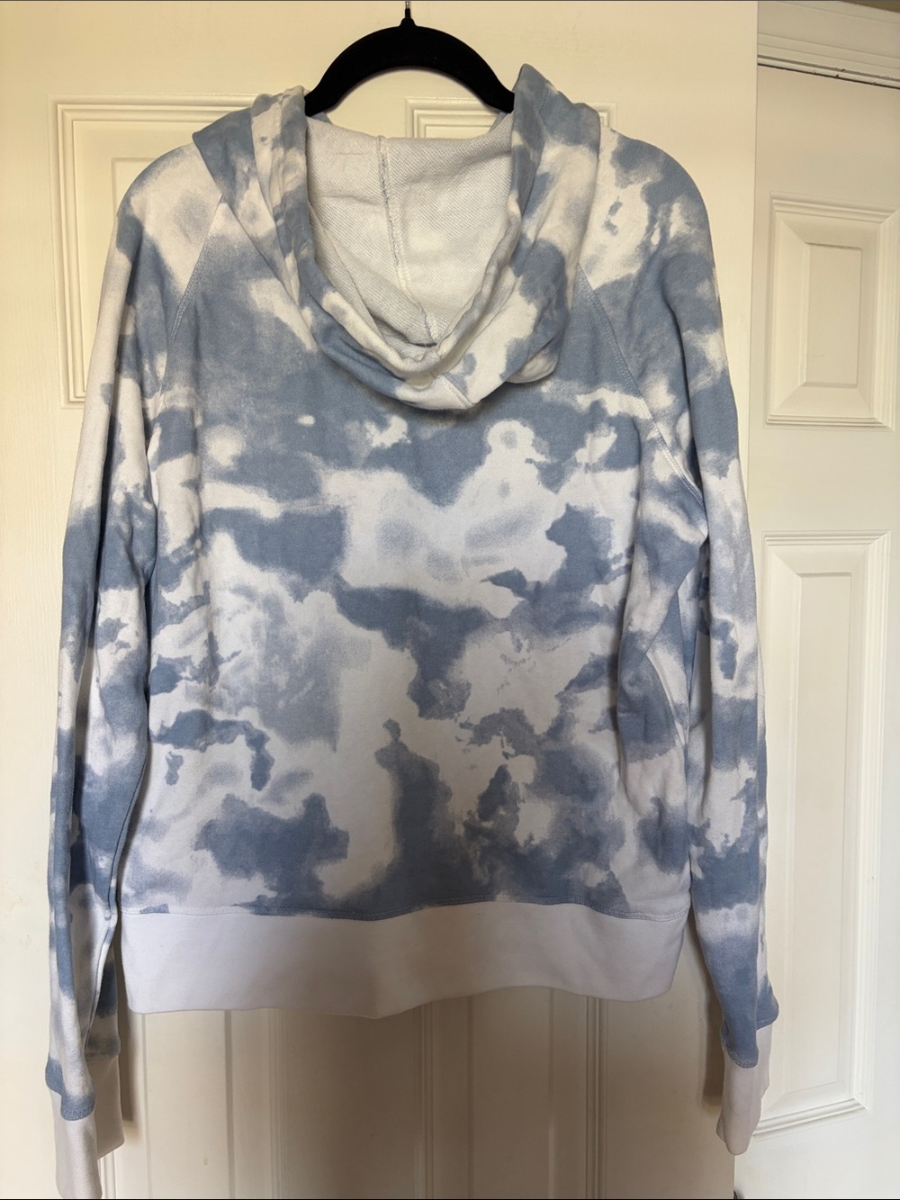 Champion Women’s Blue and White Tie-Dye Crewneck Hoodie - Picture 3 of 5